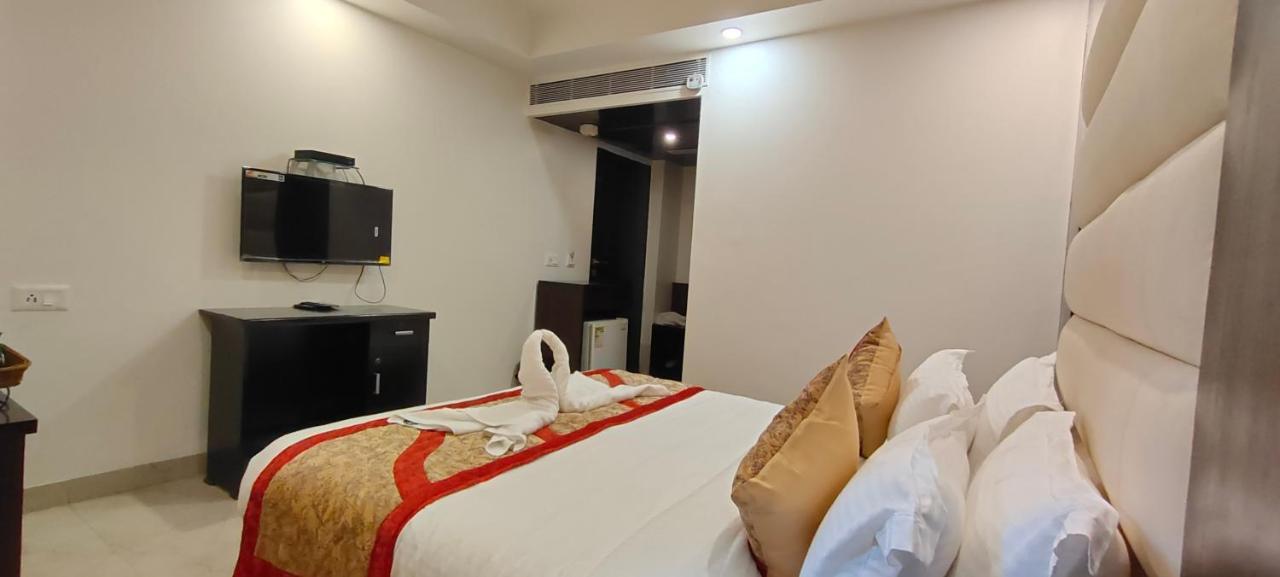 Hotel Benz International Delhi (National Capital Territory of India) Exterior foto