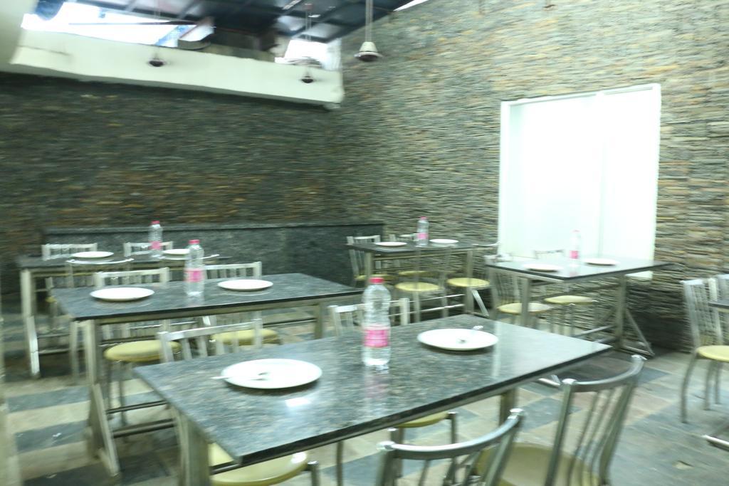 Hotel Benz International Delhi (National Capital Territory of India) Exterior foto