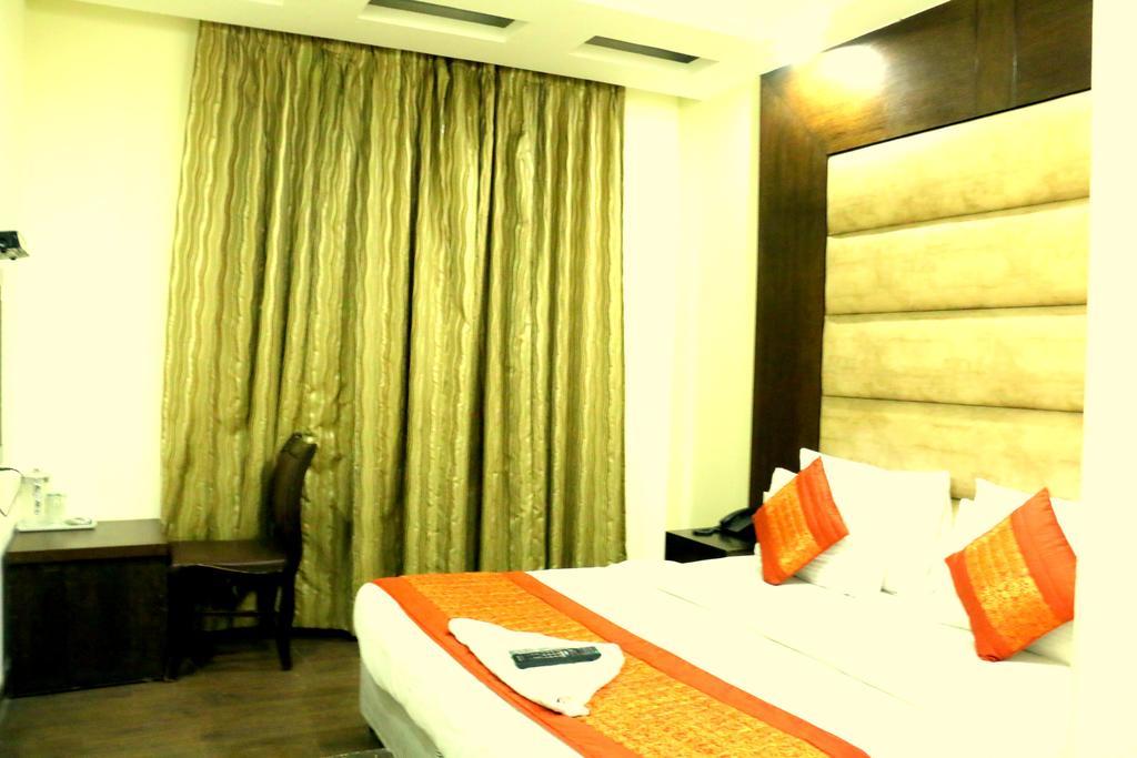 Hotel Benz International Delhi (National Capital Territory of India) Exterior foto
