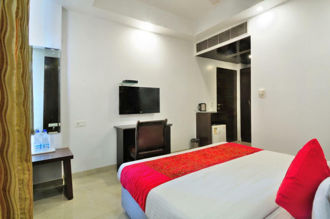 Hotel Benz International Delhi (National Capital Territory of India) Exterior foto